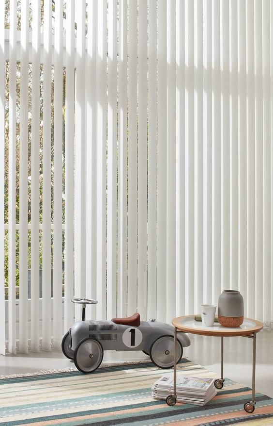 cortinas-verticales-como-son-como-se-instalan