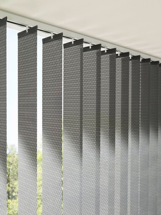 cortinas-verticales-como-son-como-se-instalan