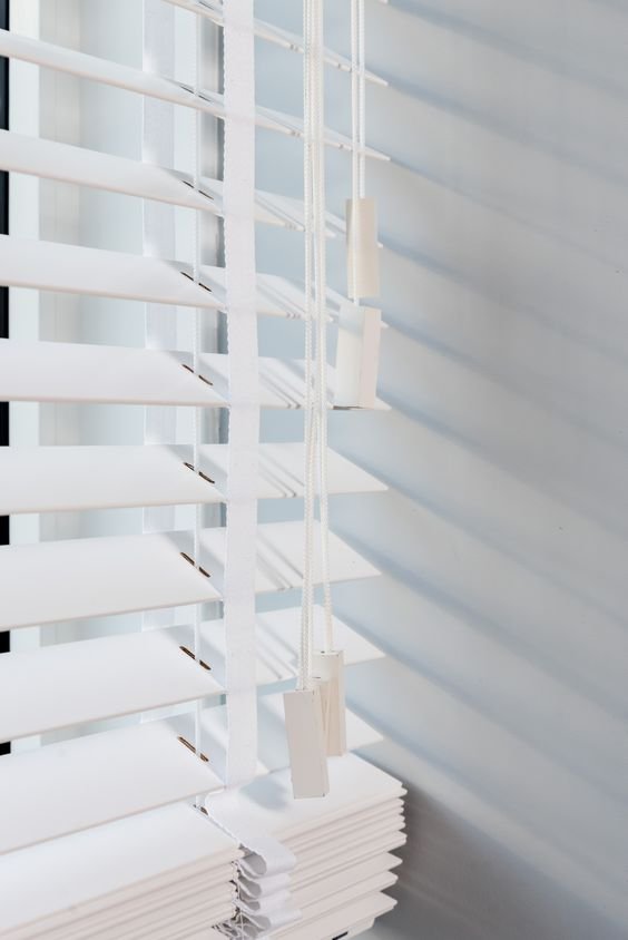 cortinas-venecianas-ventajas-como-colocarlas