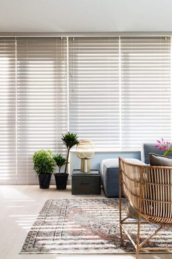 cortinas-venecianas-ventajas-como-colocarlas