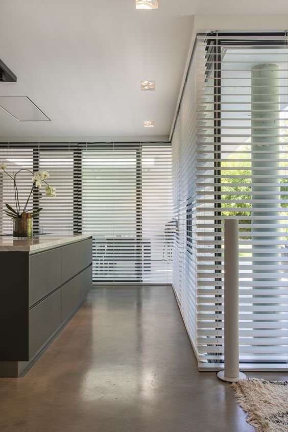 cortinas-venecianas-ventajas-como-colocarlas