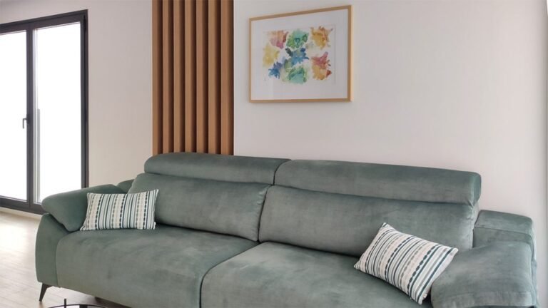 como-decorar-con-listones-de-madera soportes-frisos-muebles
